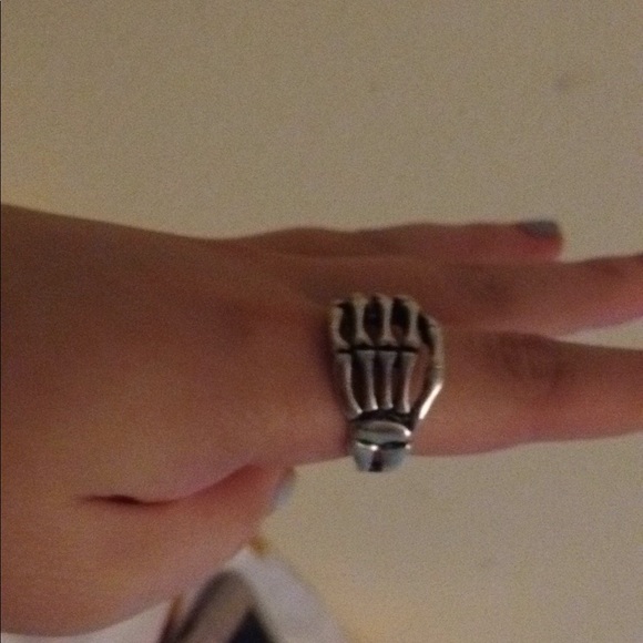 JUST IN👀 STAINLESS STEEL BONE ring US size 10 - Picture 4 of 4